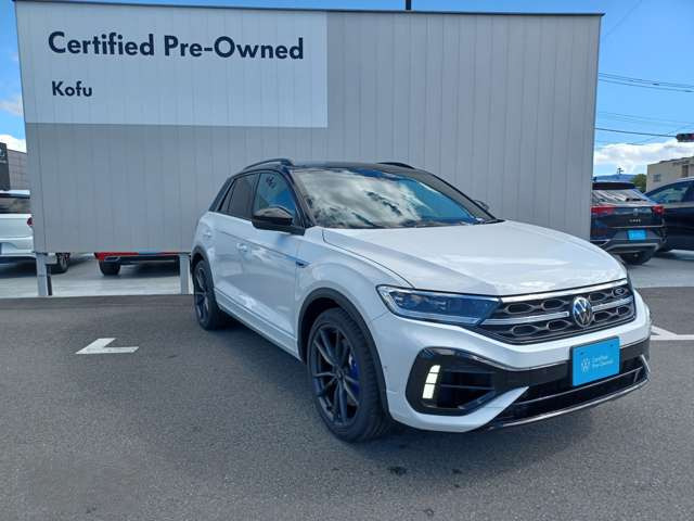 T-RocR ブラック スタイル パフォーマンス 4WD