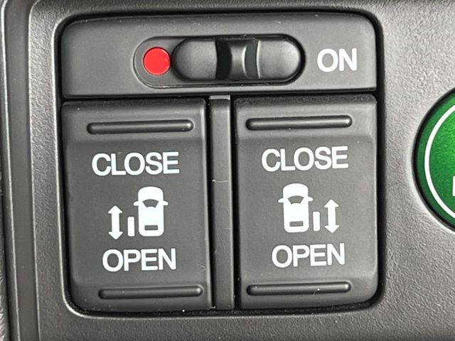 オデッセイ2.0 ハイブリッド アブソルート ホンダセンシング