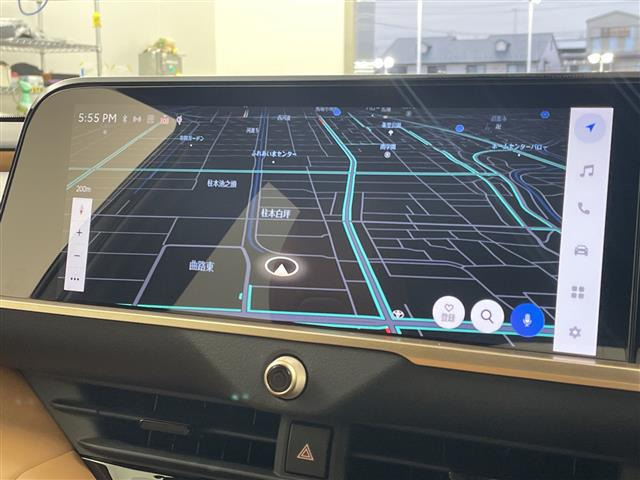 クラウンスポーツ2.5 Z E-Four 4WD