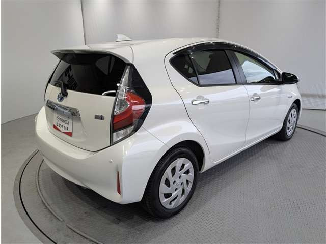 アクア1.5 S スタイルブラック