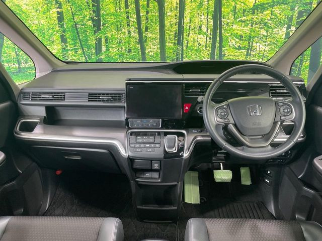 ステップワゴン2.0 e:HEV スパーダ G EX ホンダセンシング