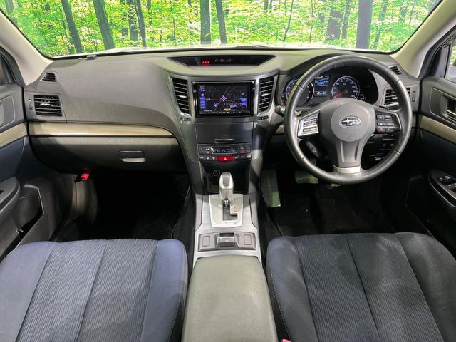 レガシィツーリングワゴン2.5 i アイサイト 4WD