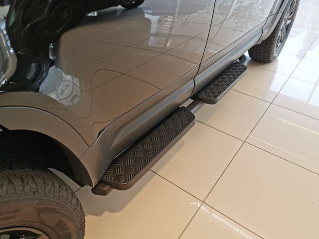 ディフェンダー