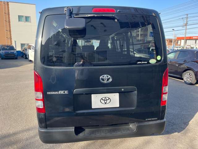 レジアスエース3.0 DX ロング ディーゼル 4WD