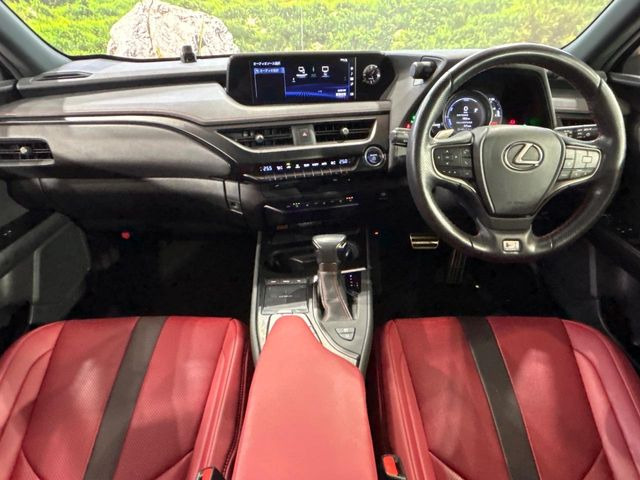 UX250h Fスポーツ