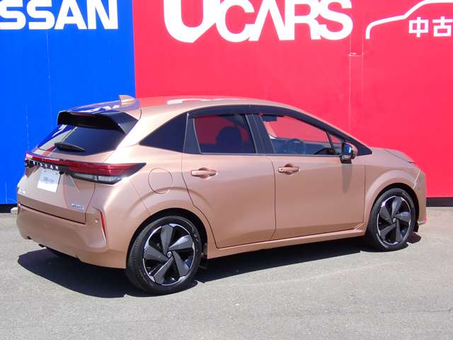 ノートオーラ1.2 G FOUR レザーエディション 4WD