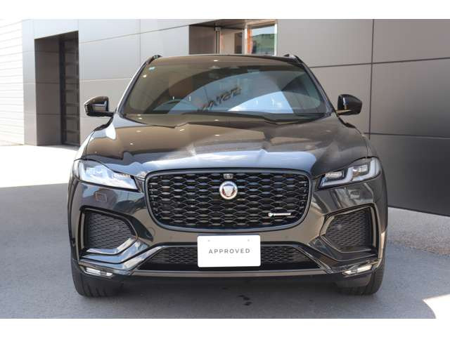 FペイスRダイナミック ブラック 2.0L P250 4WD