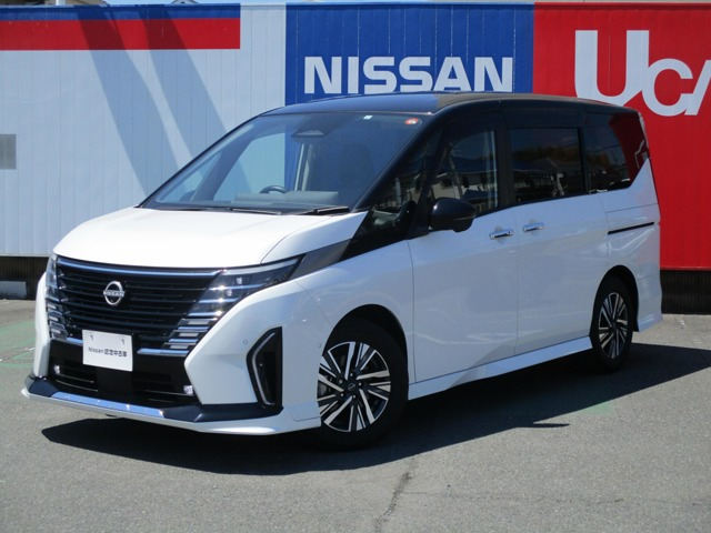 セレナ1.4 e-POWER ルキシオン