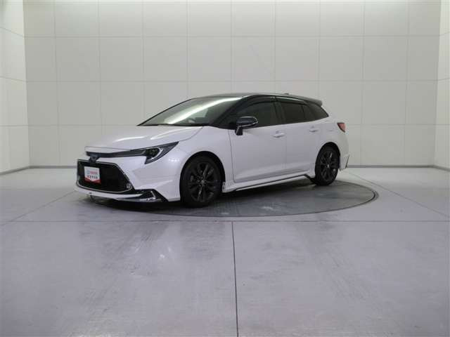 カローラツーリング1.8 ハイブリッド W×B