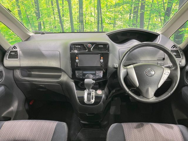 セレナ2.0 ハイウェイスター Vセレクション+Safety S-HYBRID