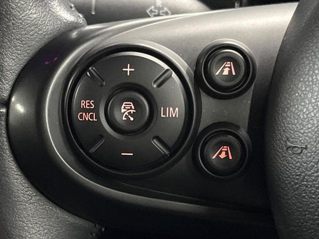 �����[�_�[�N���[�Y�R���g���[��:�O�̎ԂƂ̎Ԋԋ��������ɂƂ�A��葬�x�Ŏ������s���Ă���鎟����̃N���[�Y�R���g���[��!��ɍ������H�⎩���Ԑ�p���H�Ŏg�p����֗��ȋ@�\�ł�!