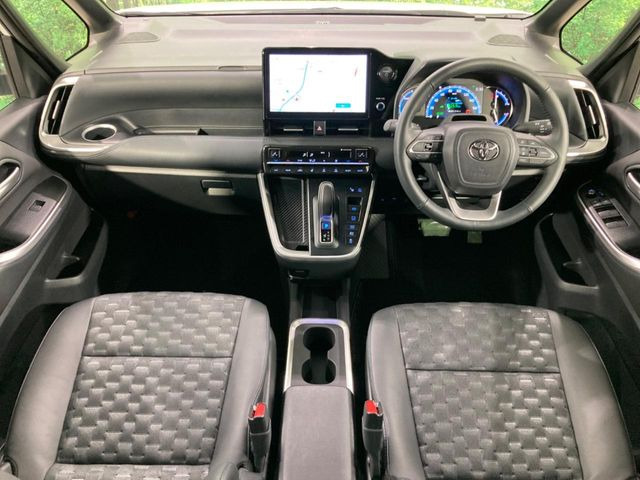 ヴォクシー1.8 ハイブリッド S-Z