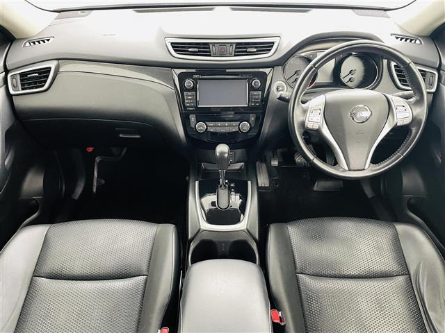 エクストレイル2.0 20Xt エマージェンシーブレーキパッケージ