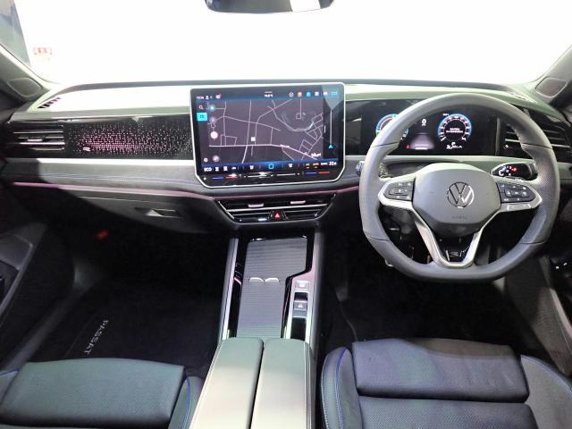 パサートeハイブリッド Rライン