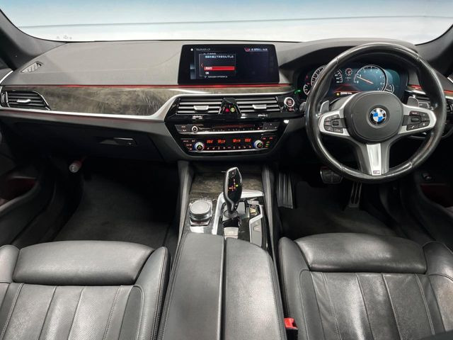 5シリーズセダン530i Mスポーツ