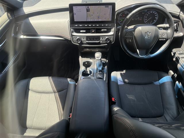 クラウンハイブリッド 2.5 RS