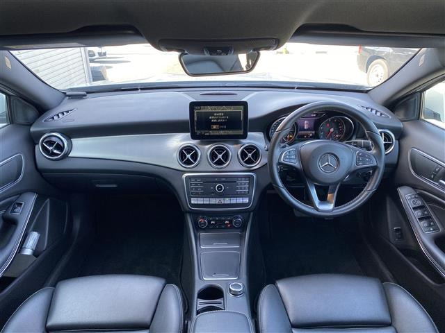 GLAクラスGLA220 4マチック 4WD