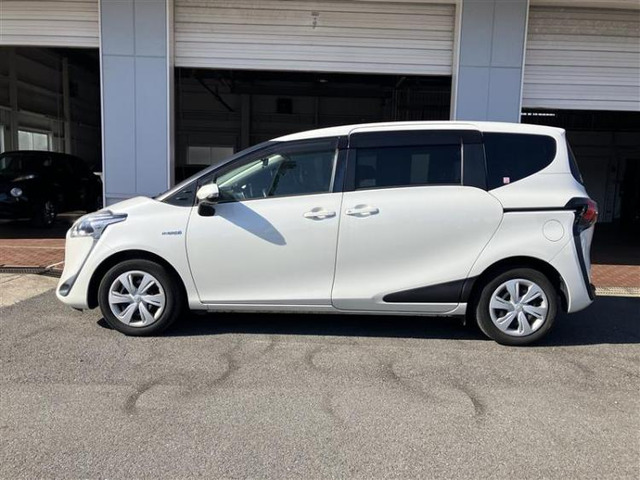 シエンタハイブリッド 1.5 ファンベース G