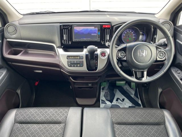 N-WGNカスタムG Lパッケージ