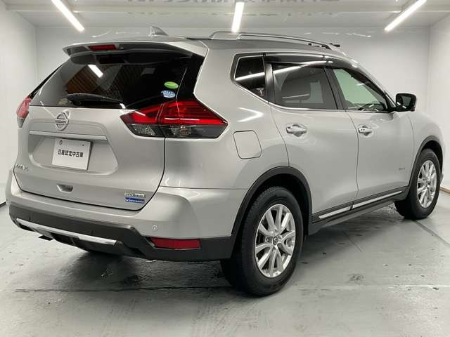 エクストレイル2.0 20X ハイブリッド 4WD