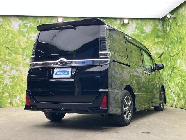 ヴォクシー2.0 ZS 煌III