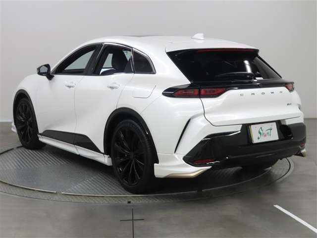 クラウンスポーツ2.5 Z E-Four 4WD
