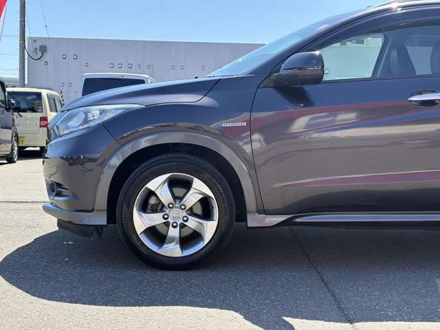 ヴェゼル1.5 ハイブリッド X Lパッケージ 4WD