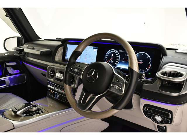 GクラスG400d AMG ライン 4WD