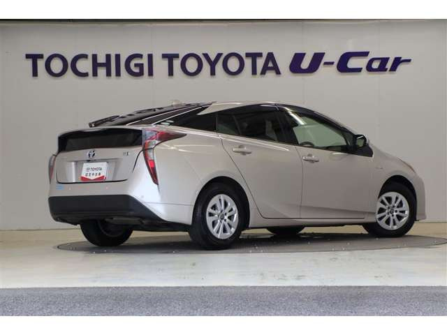 プリウス1.8 S セーフティ プラス