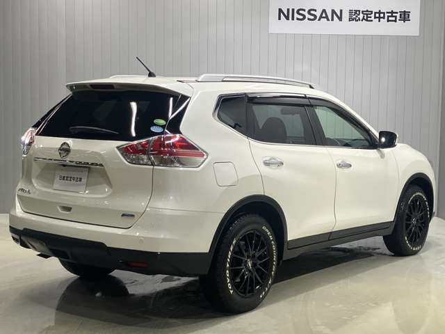 エクストレイル2.0 20X エマージェンシーブレーキパッケージ 3列車