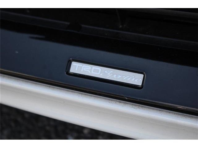 エスクァイアハイブリッド1.8 Gi