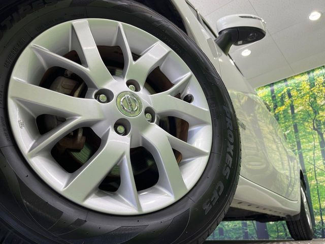 �y�����A���~�z�C�[���z�O�ςɃ}�b�`���������A���~�z�C�[���𑕒����Ă���܂��B�e��ЊO�A���~�z�C�[����A�X�^�b�h���X�^�C�����戵�����Ă���܂��B���񂲑��k����������