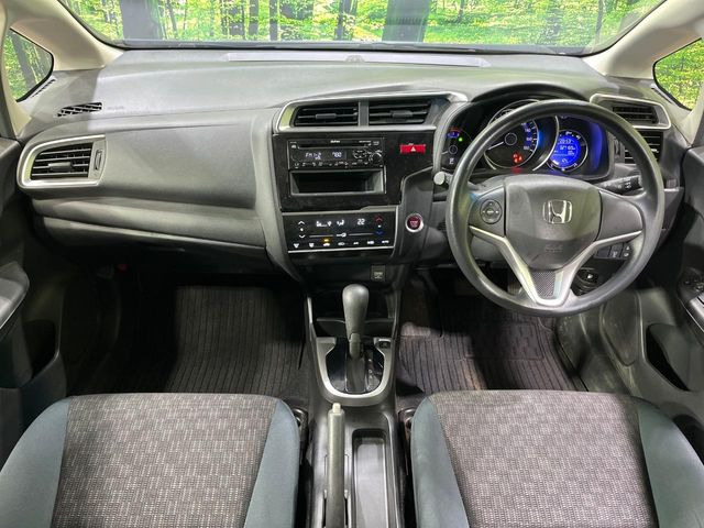 フィット1.3 13G Fパッケージ