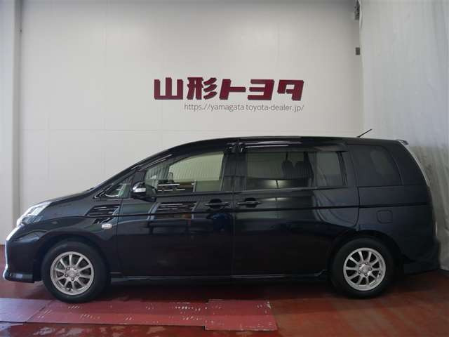 アイシス1.8 プラタナ