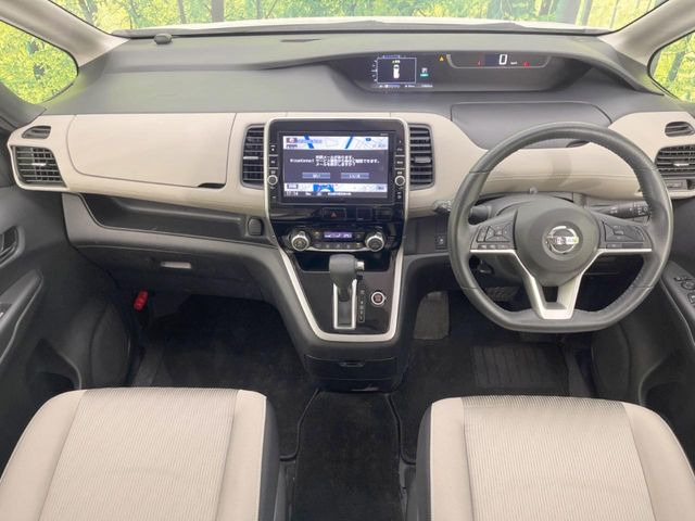 セレナ2.0 ハイウェイスター Vセレクション