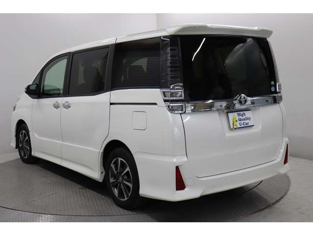 ヴォクシー2.0 ZS 煌