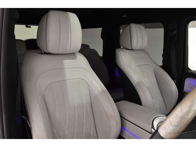 GクラスG400d AMG ライン 4WD