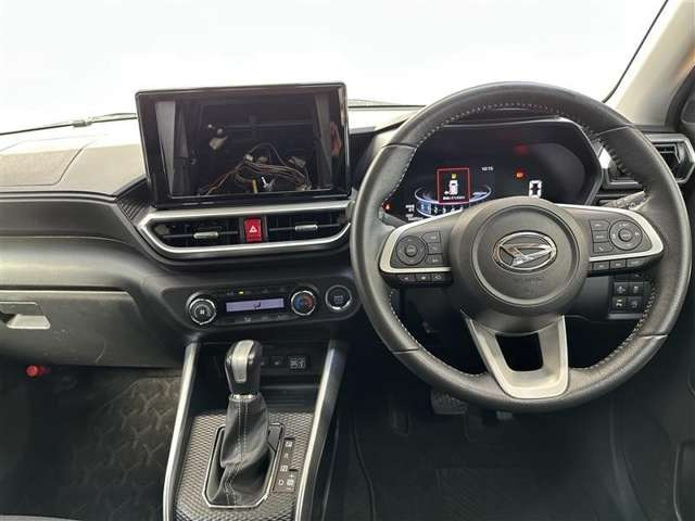 ロッキー1.0 プレミアム 4WD