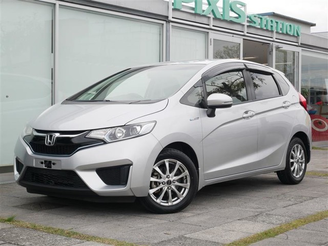 フィット1.5 ハイブリッド Fパッケージ