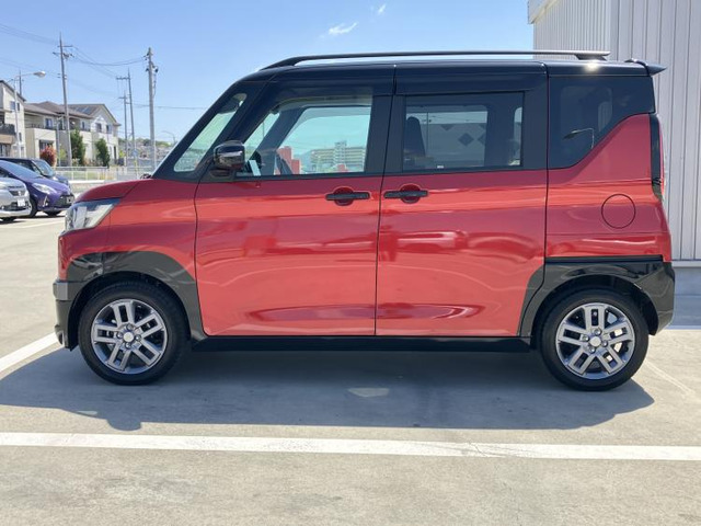 デリカミニT プレミアム 4WD