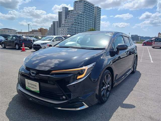 カローラツーリング1.8 ハイブリッド W×B