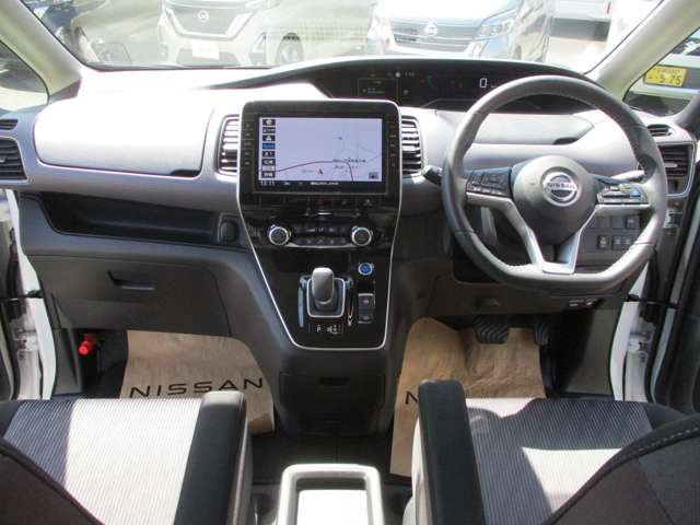 セレナ1.2 e-POWER ハイウェイスターV