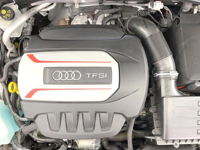 ●当店では、各メーカーの専用診断テスターを導入。国家資格を持つテクニカルスタッフも常駐しておりますので、万が一の際にも安心してご利用いただけます。