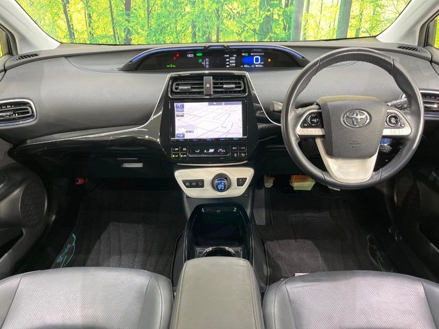 プリウス1.8 A プレミアム ツーリングセレクション