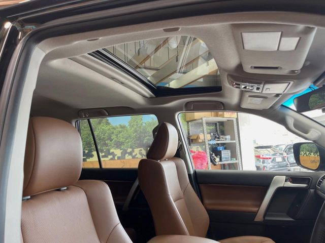 ランドクルーザープラド2.7 TX Lパッケージ 70th アニバーサリーリミテッド 4WD