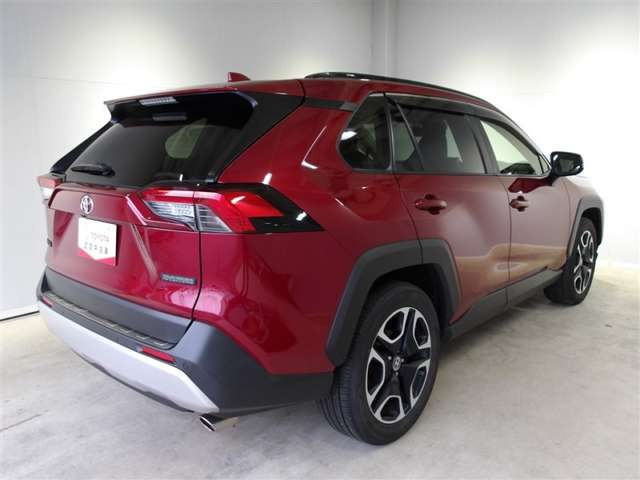 RAV42.0 アドベンチャー 4WD
