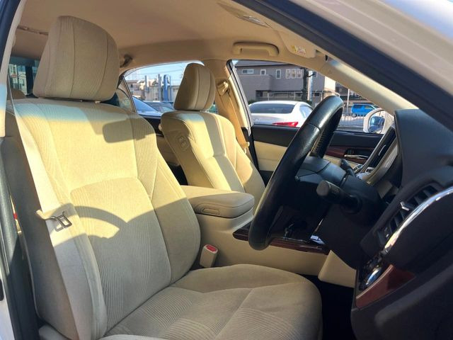 �^�]�Ȃ܂��ɂ͏\���ȃX�y�[�X������A�啿�ȕ��ł��������^�]���Ă�����������ł��B