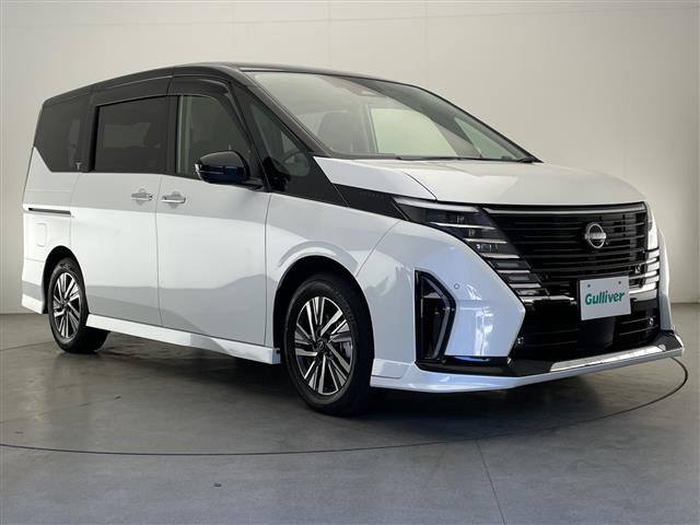 セレナ1.4 e-POWER ハイウェイスターV