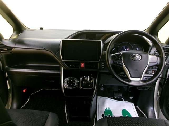 ヴォクシー1.8 ハイブリッド ZS 煌III