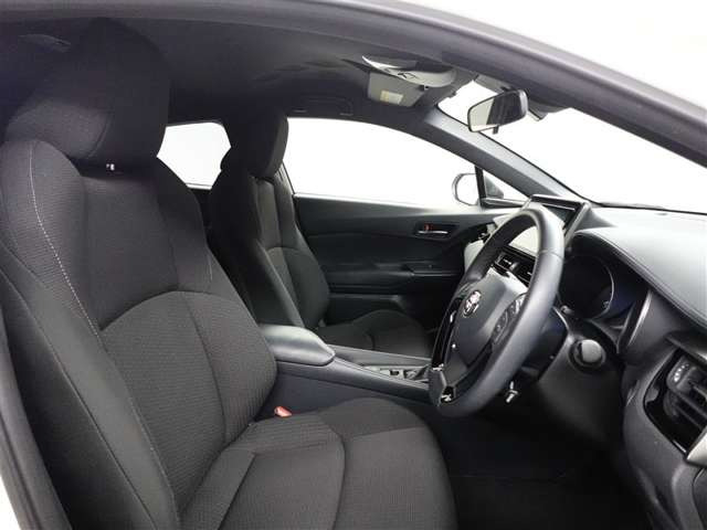 C-HR1.2 S-T LEDパッケージ 4WD